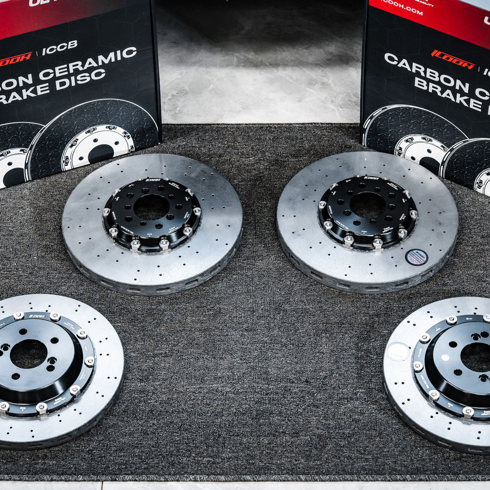 ICOOH carbon ceramic rotors + pads